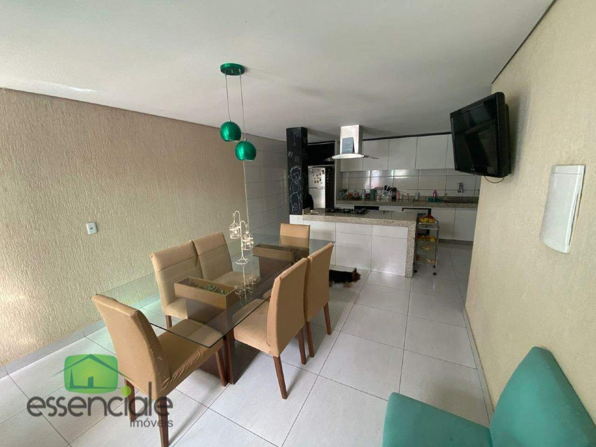 Casa, Fonte Grande, 3 Quartos, 2 Vagas, 1 Suíte