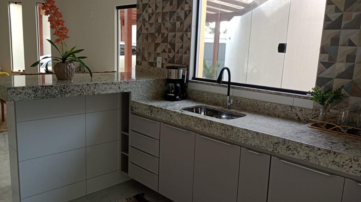 Casa, Jardim Imperial, 3 Quartos, 4 Vagas, 1 Suíte