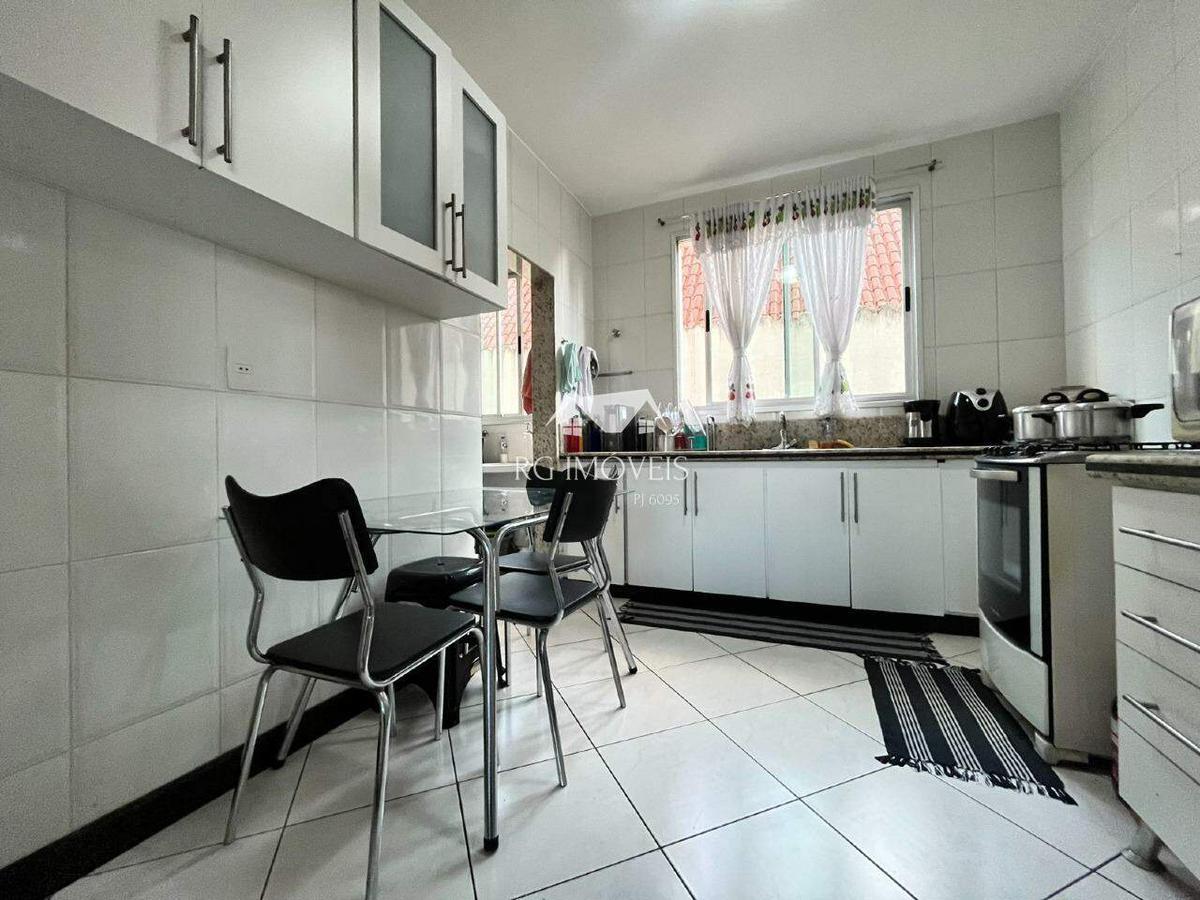 Apartamento, Barreiro, 3 Quartos, 0 Vaga, 1 Suíte