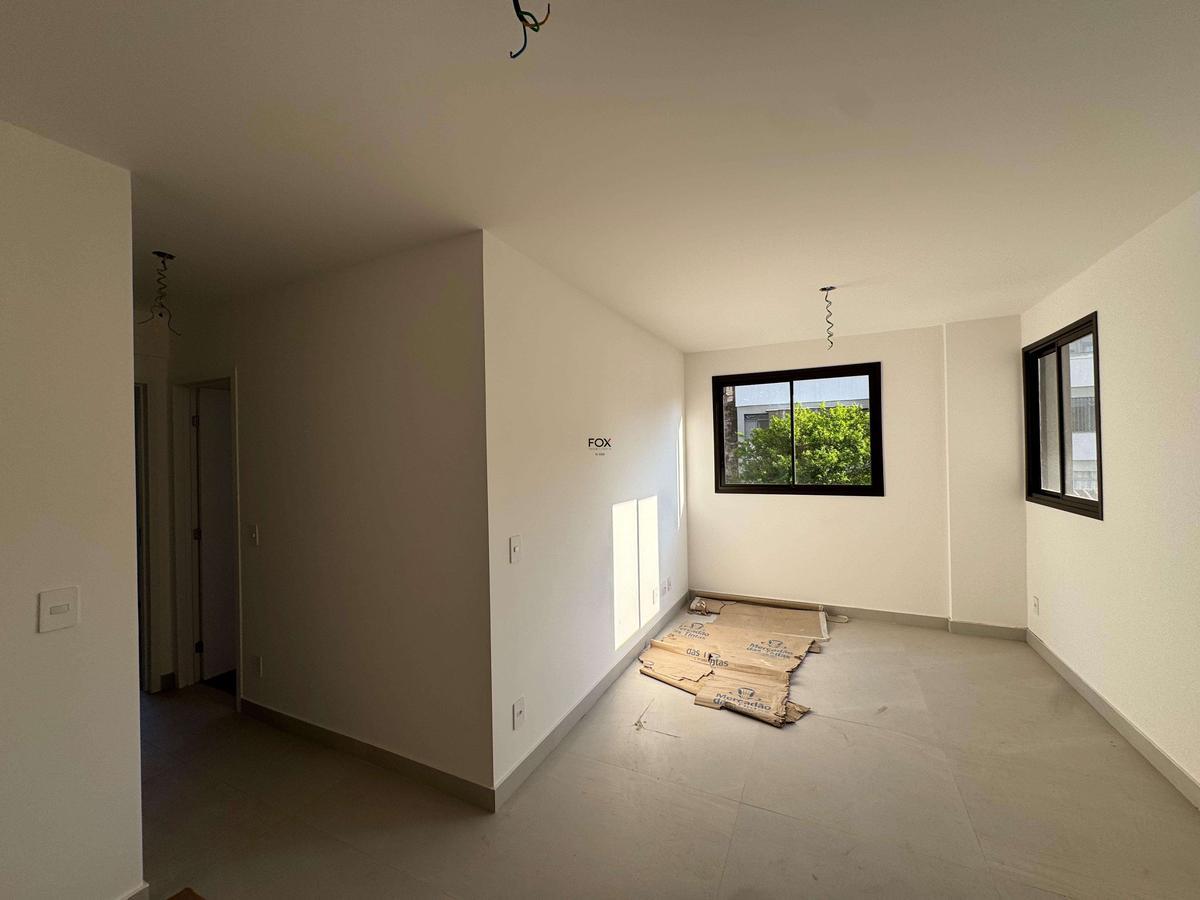 Apartamento, Serra, 2 Quartos, 2 Vagas, 1 Suíte