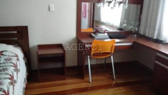 Casa, Camargos, 5 Quartos, 0 Vaga, 3 Suítes