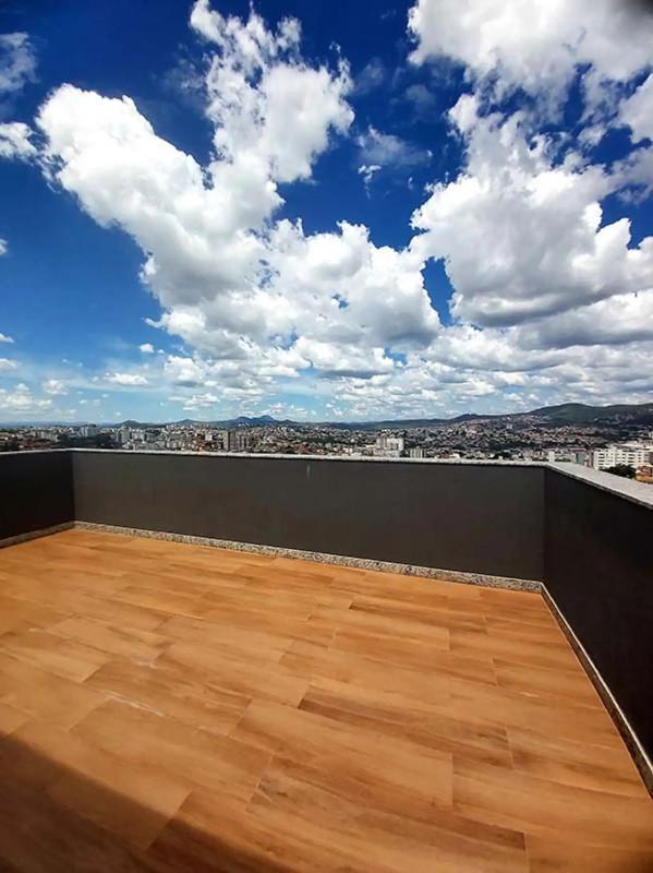 Cobertura, Sagrada Família, 3 Quartos, 2 Vagas, 1 Suíte