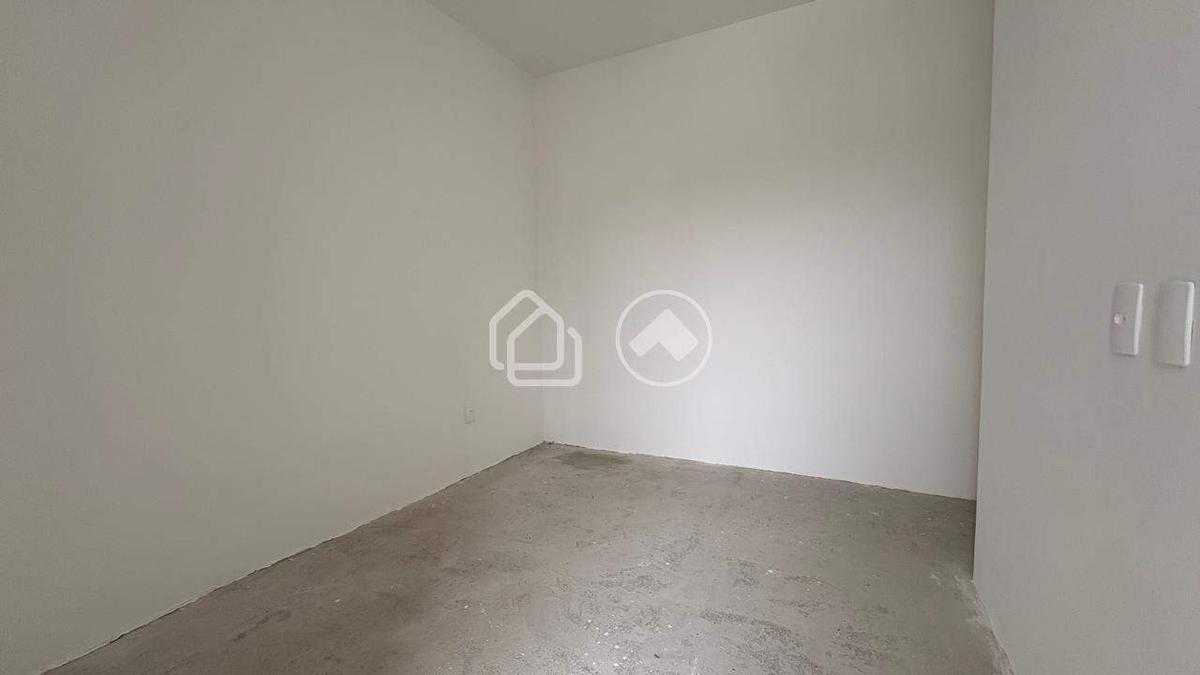 Apartamento, Estoril, 2 Quartos, 1 Vaga, 1 Suíte