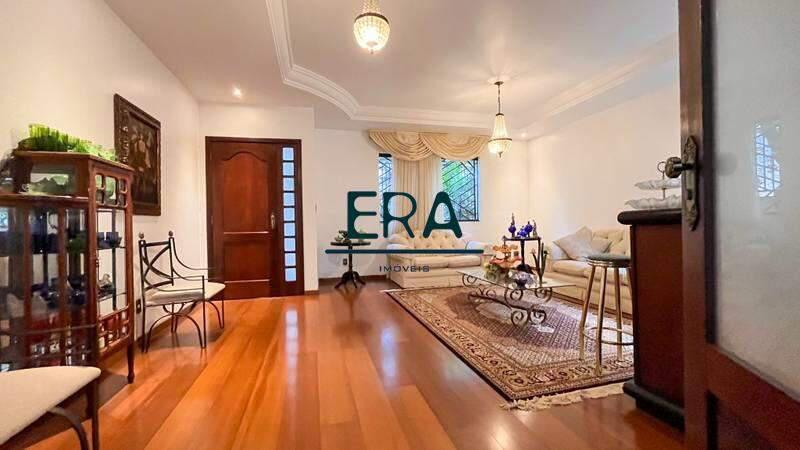 Casa, Santa Lúcia, 4 Quartos, 4 Vagas, 2 Suítes