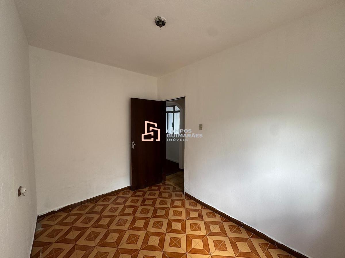 Casa, Tirol, 2 Quartos, 4 Vagas, 1 Suíte