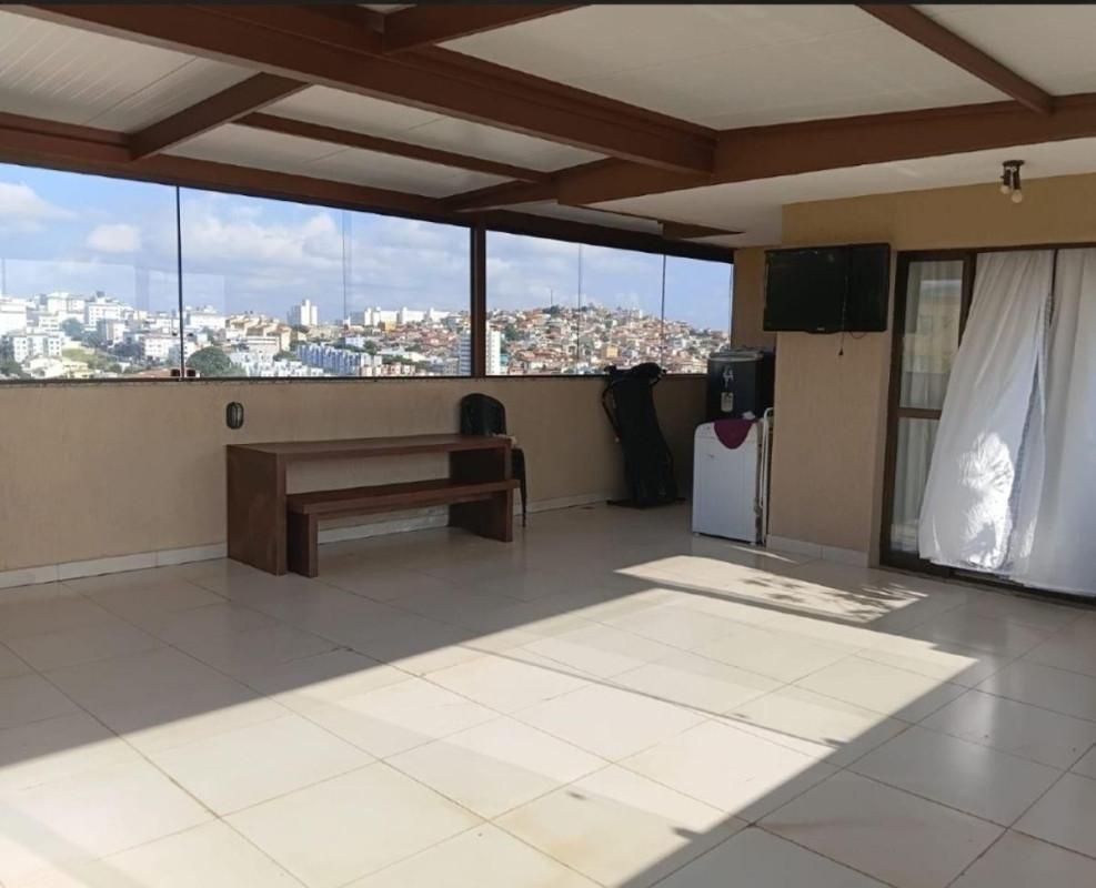 Cobertura, Miramar (barreiro), 3 Quartos, 1 Vaga, 1 Suíte