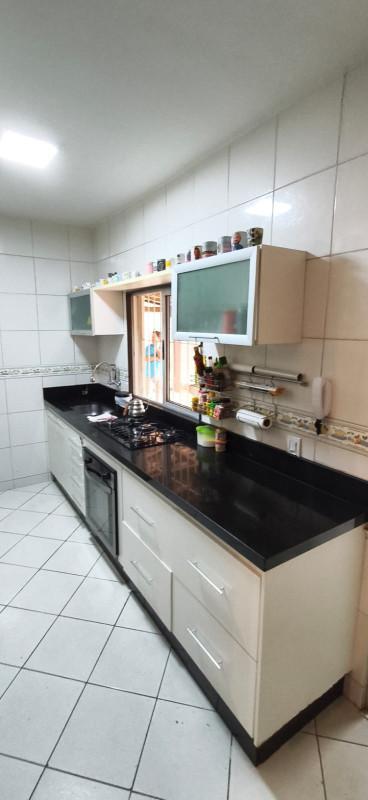 Casa, Santa Terezinha, 3 Quartos, 5 Vagas