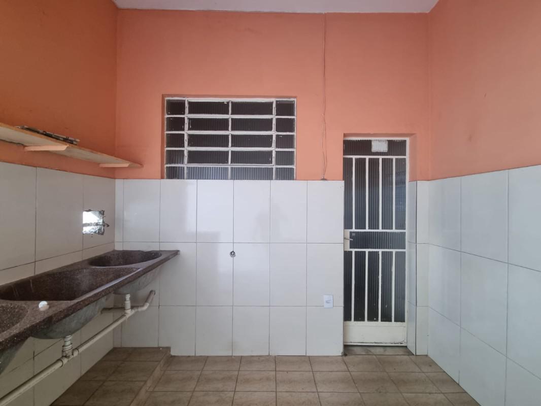 Casa, Santa Cruz Industrial, 4 Quartos, 10 Vagas, 1 Suíte
