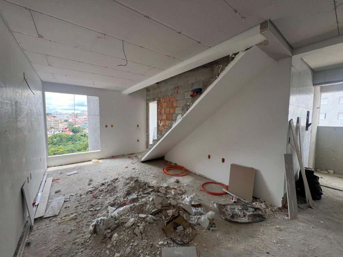 Cobertura, Itapoã, 3 Quartos, 2 Vagas, 1 Suíte