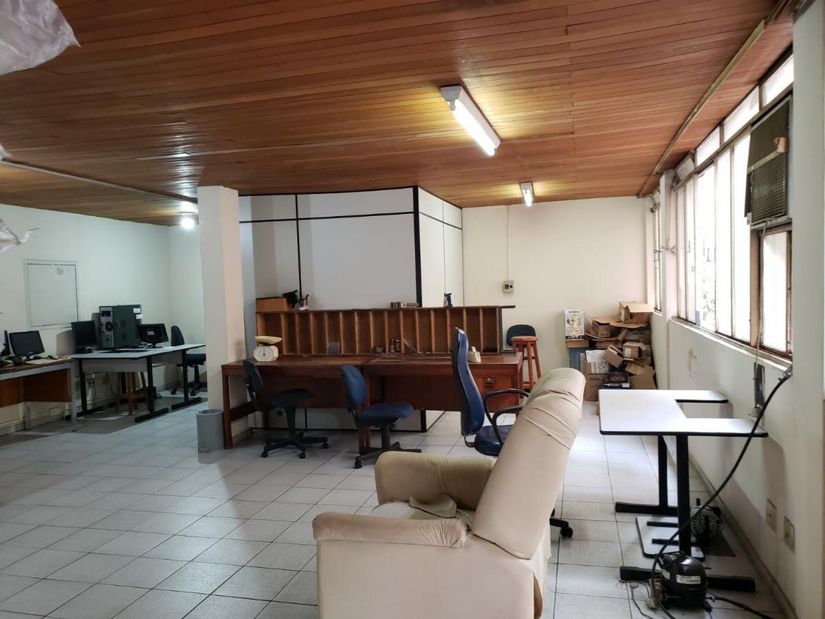 Prédio, Centro, 0 Quarto, 0 Vaga