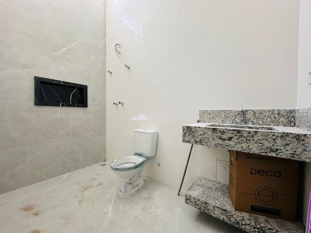 Casa, Candelária, 2 Quartos, 2 Vagas, 1 Suíte