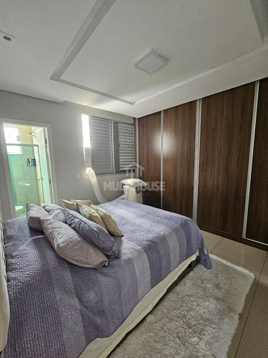 Apartamento, Itapoã, 3 Quartos, 2 Vagas, 1 Suíte