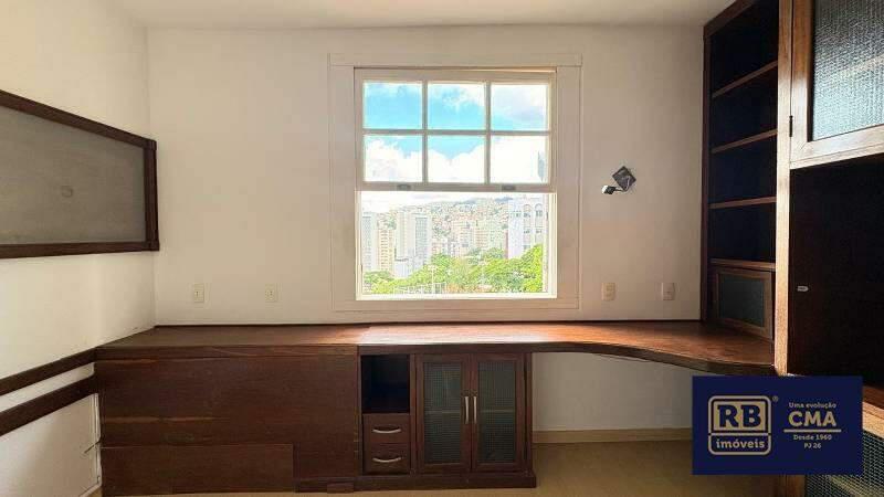 Casa, Vila Paris, 4 Quartos, 4 Vagas, 2 Suítes