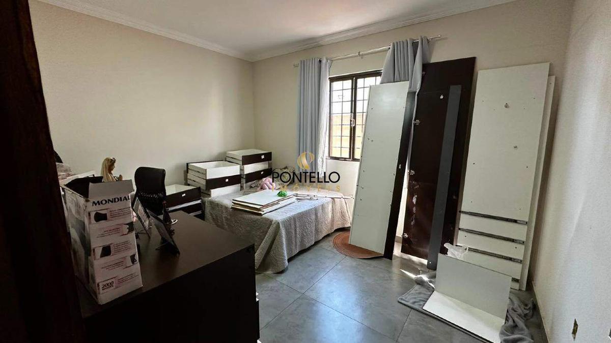Casa, Nossa Senhora do Carmo, 3 Quartos, 2 Vagas, 1 Suíte