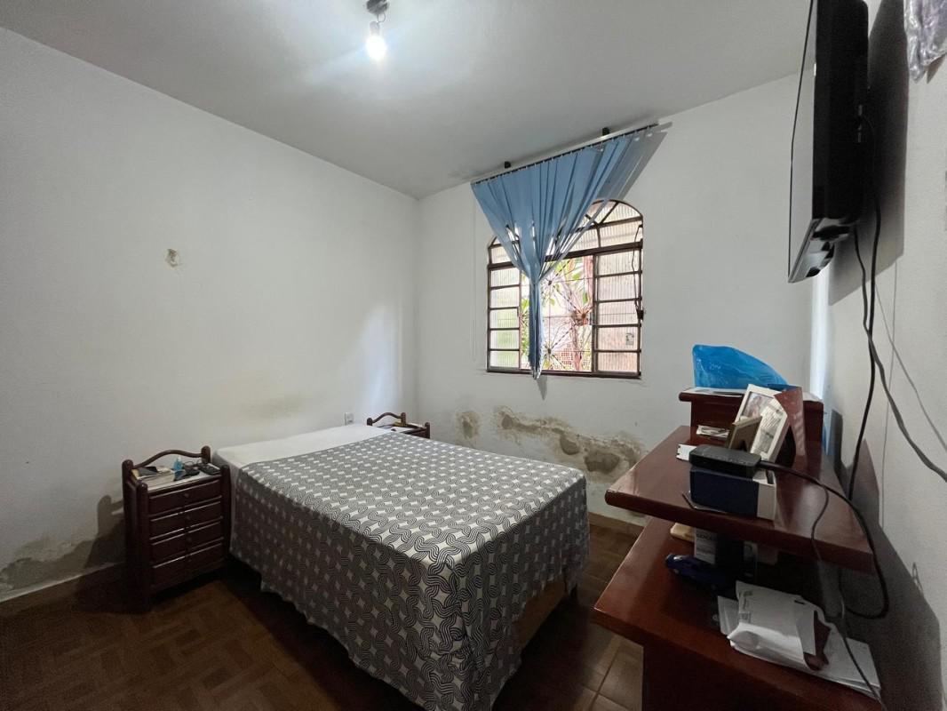 Casa, Milionários, 3 Quartos, 1 Vaga, 1 Suíte