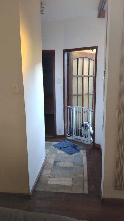 Casa, Centro, 4 Quartos, 3 Vagas, 1 Suíte