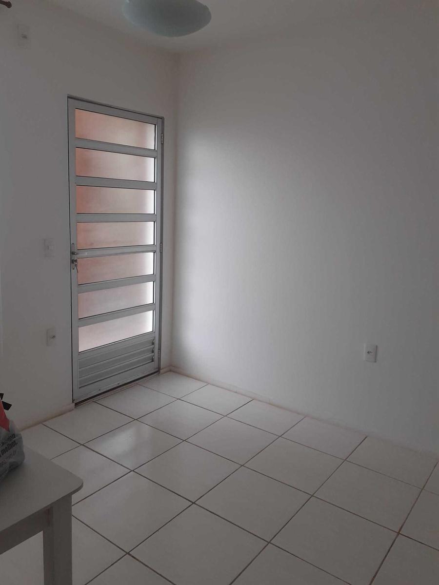 Apartamento, Jardim Vitória, 2 Quartos, 1 Vaga