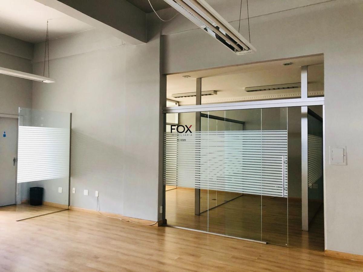 Sala, Santa Lúcia, 0 Quarto, 4 Vagas