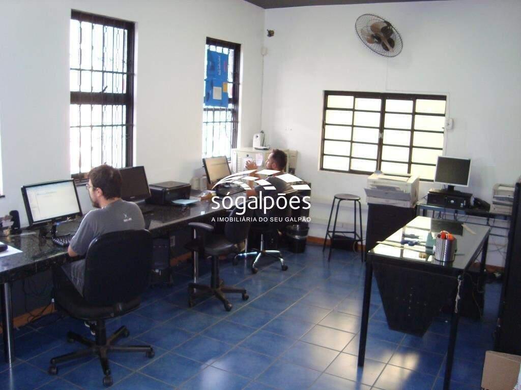 Galpão, Distrito Industrial do Jatobá, 45 Vagas