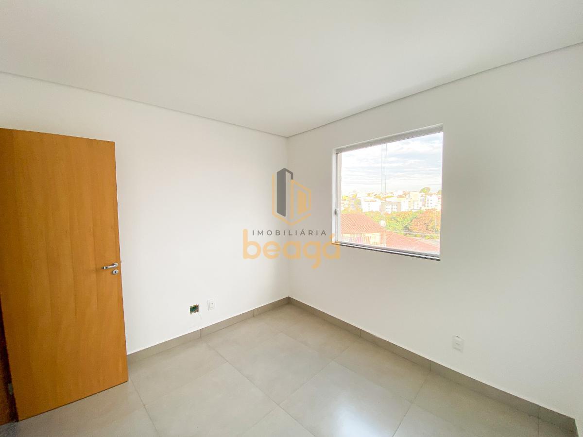 Casa, Parque Xangri-lá, 2 Quartos, 2 Vagas, 1 Suíte