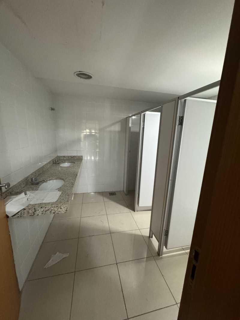 Andar, Centro, 0 Quarto, 10 Vagas