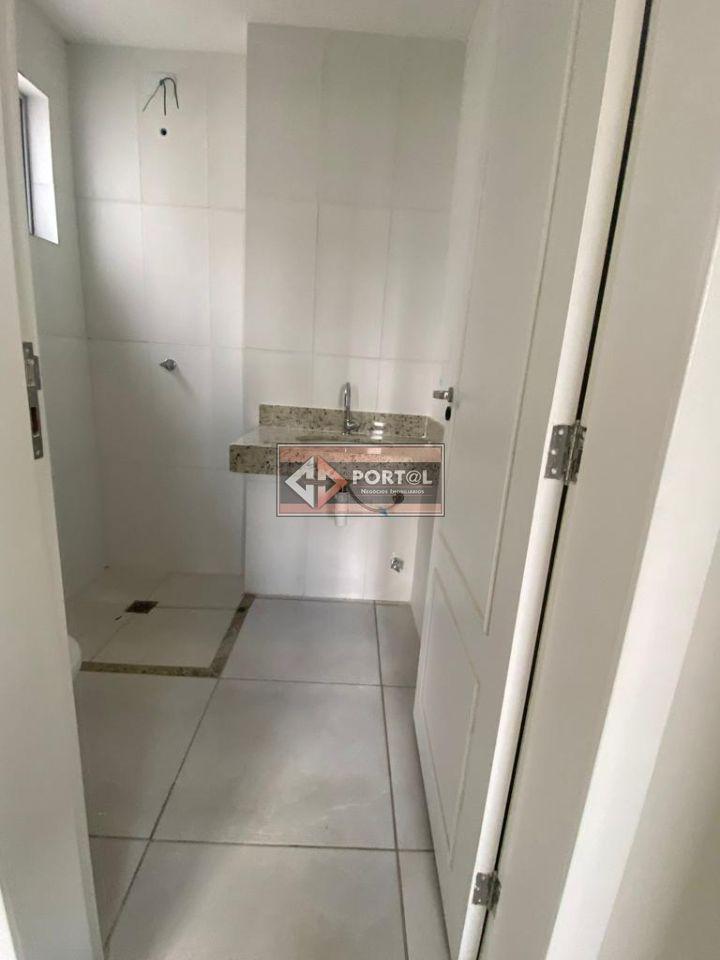Cobertura, João Pinheiro, 3 Quartos, 3 Vagas, 1 Suíte