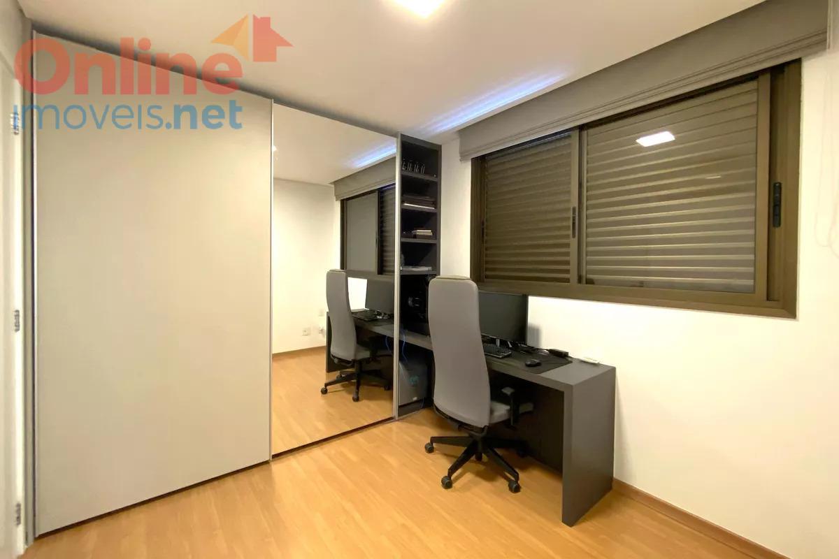 Apartamento, Funcionários, 2 Quartos, 0 Vaga, 2 Suítes