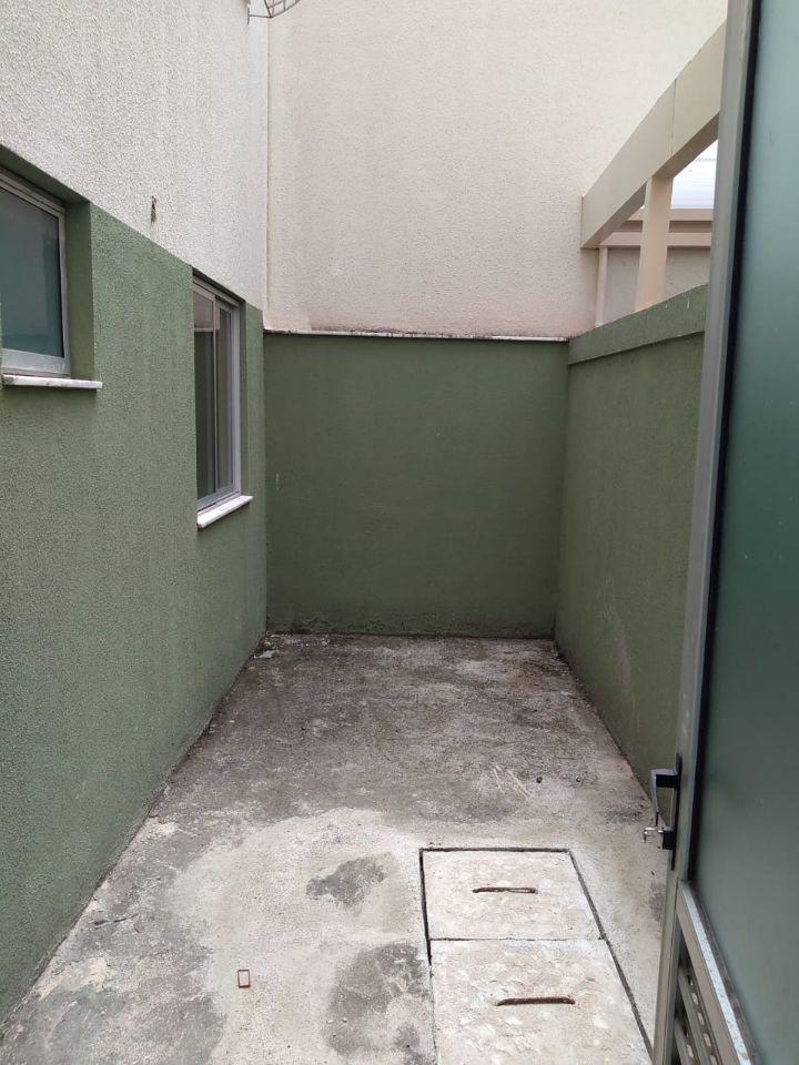 Apartamento, Cândida Ferreira
