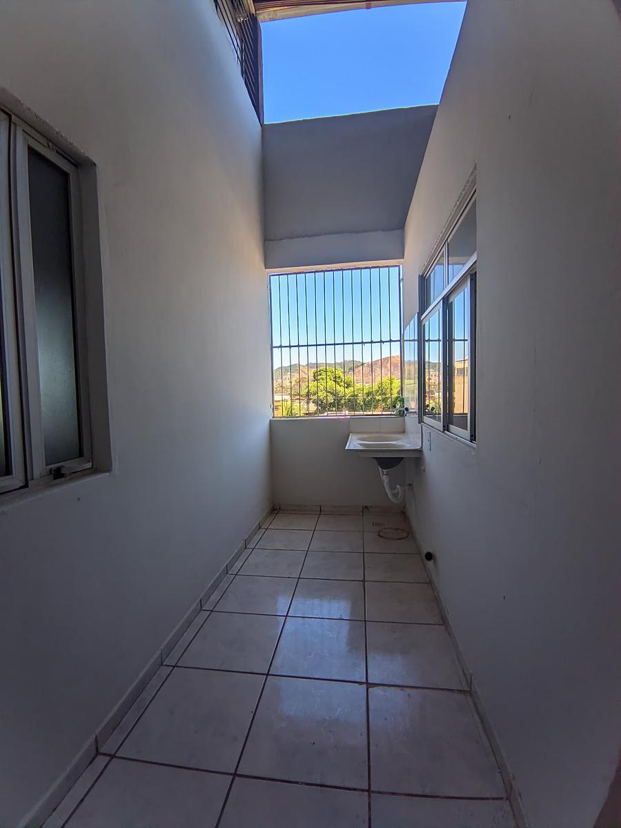Apartamento, Santa Cruz, 2 Quartos, 0 Vaga