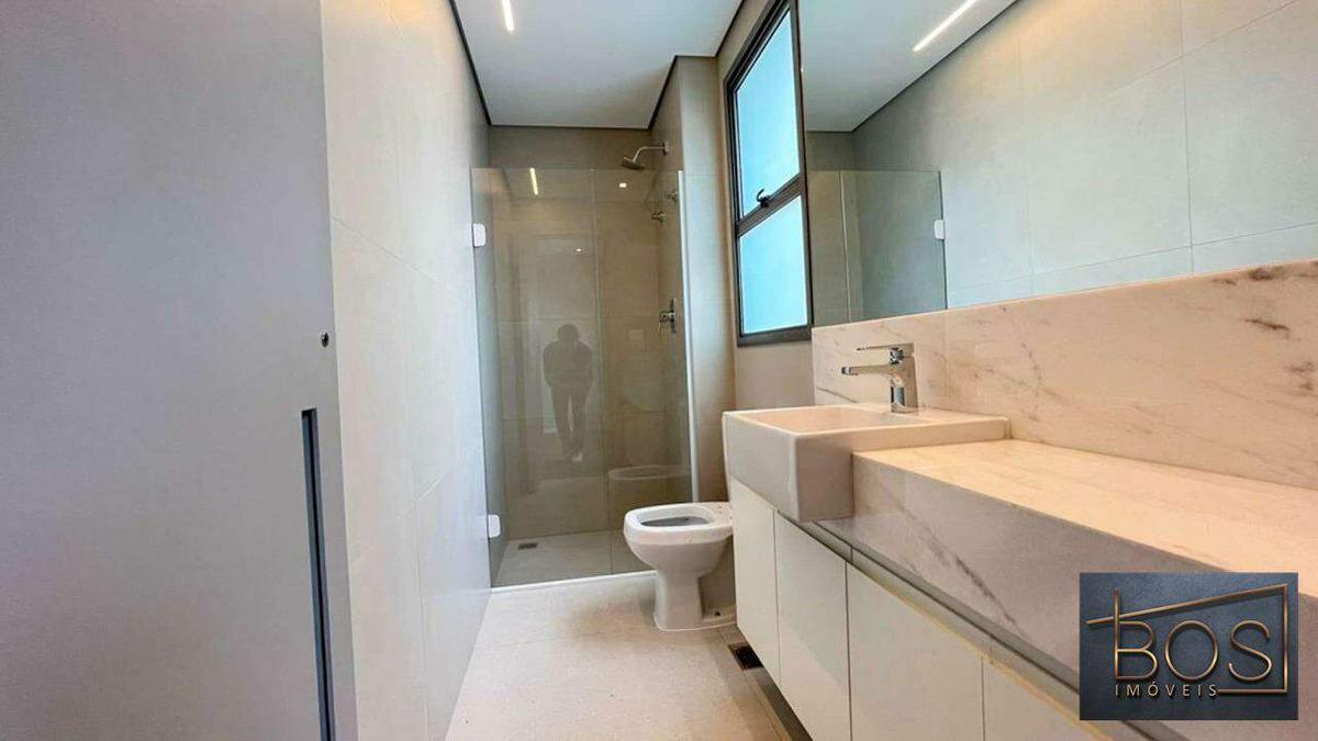 Apartamento, Funcionários, 2 Quartos, 2 Vagas, 1 Suíte