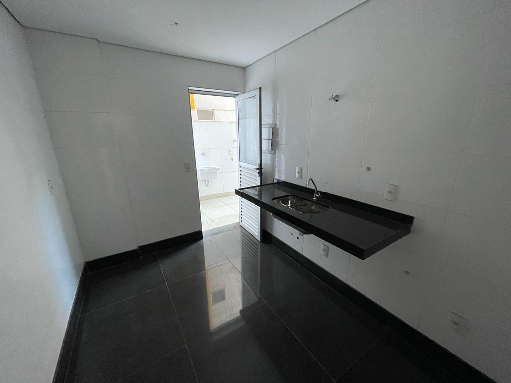 Cobertura, Serrano, 4 Quartos, 2 Vagas, 2 Suítes