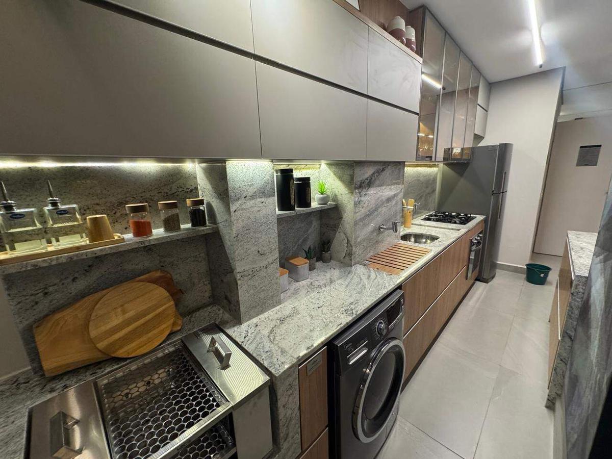 Apartamento, Estoril, 3 Quartos, 2 Vagas, 1 Suíte
