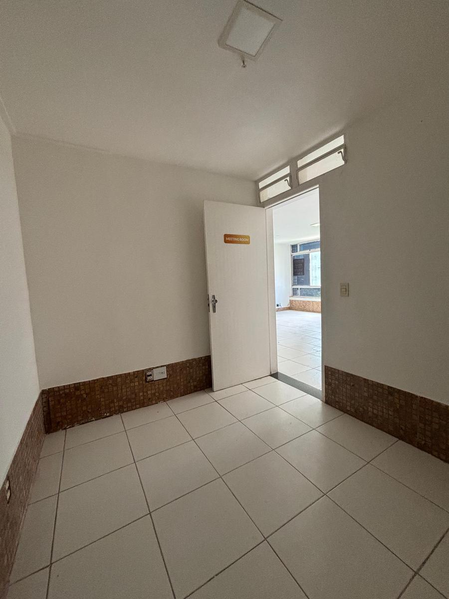Sala, Funcionários, 0 Quarto, 2 Vagas