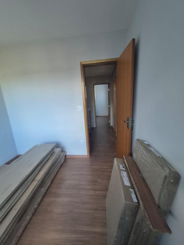 Casa, Cardoso (barreiro), 3 Quartos, 2 Vagas, 1 Suíte