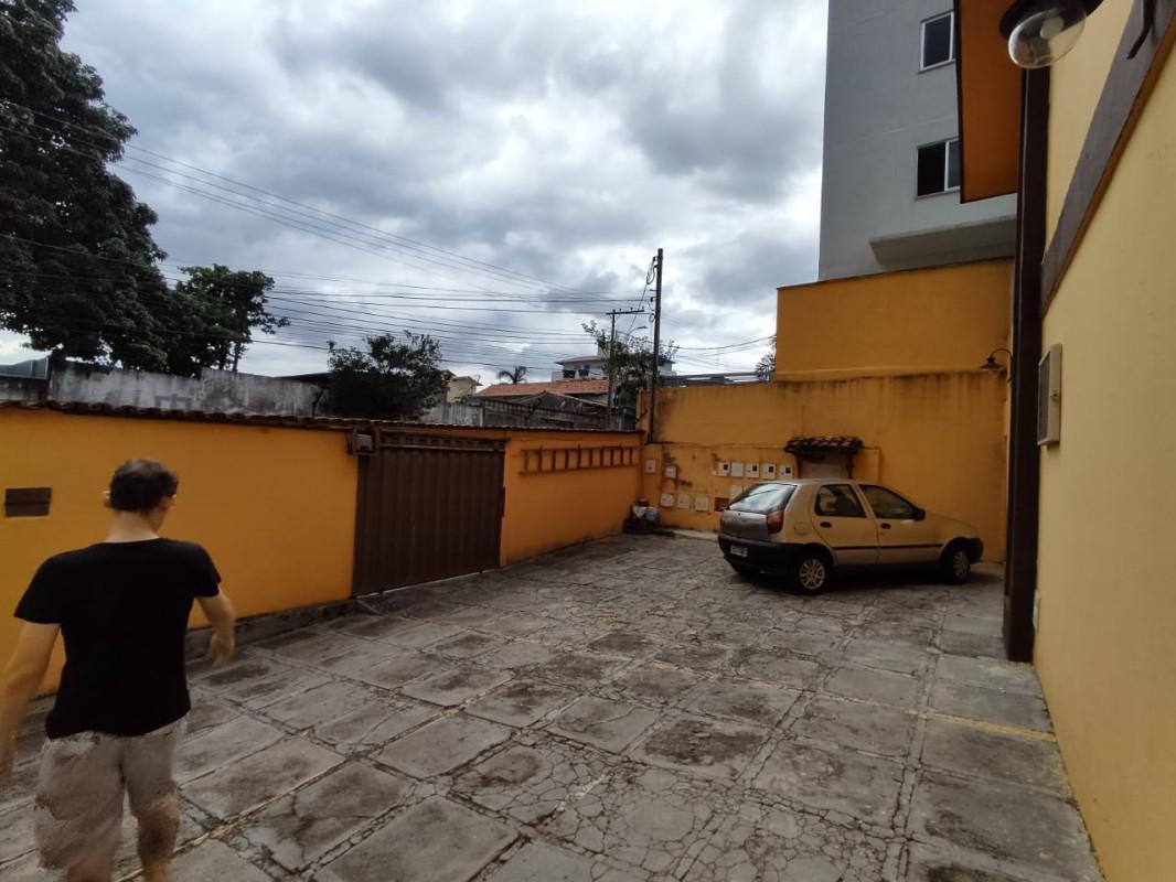 Casa, Milionários, 2 Quartos, 1 Vaga