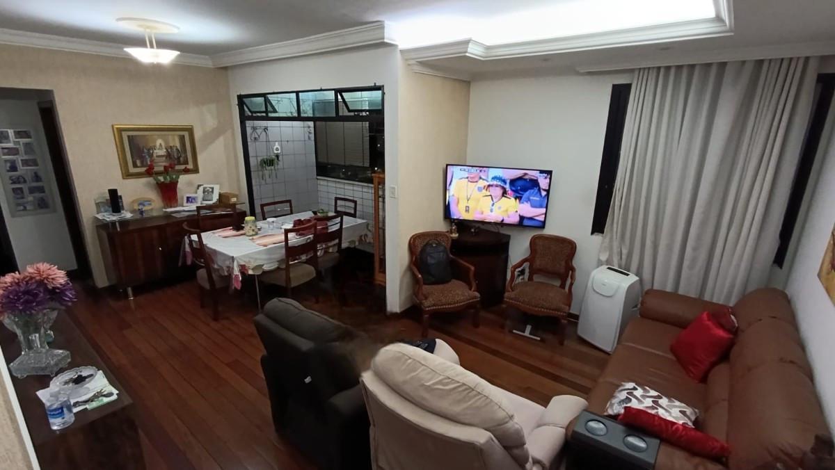Apartamento, Floresta, 3 Quartos, 2 Vagas, 1 Suíte