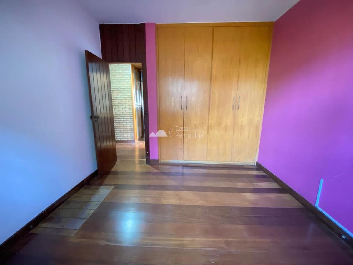 Casa, Braúnas, 3 Quartos, 8 Vagas, 1 Suíte