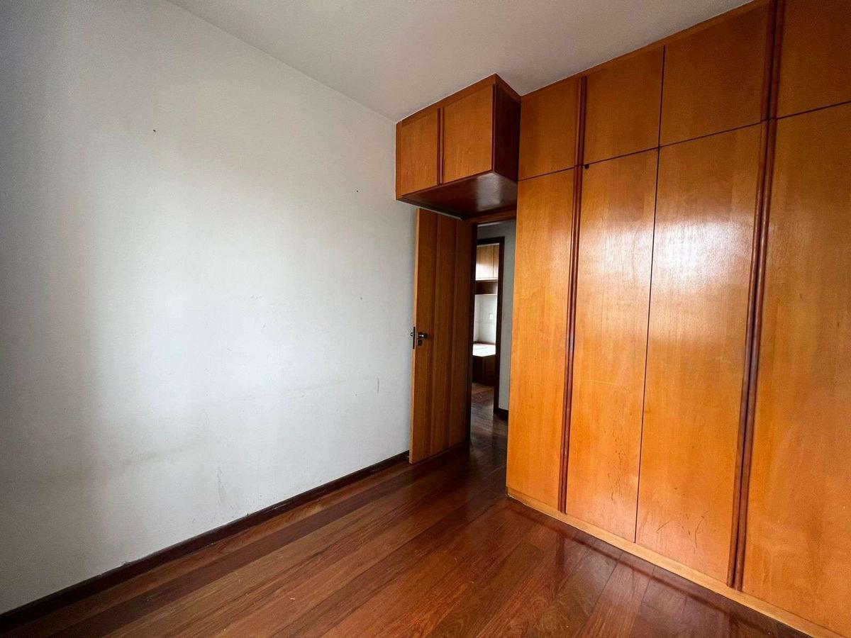 Apartamento, Sagrada Família, 3 Quartos, 2 Vagas, 1 Suíte