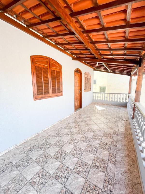 Casa, Vale das Amendoeiras, 2 Quartos, 1 Vaga