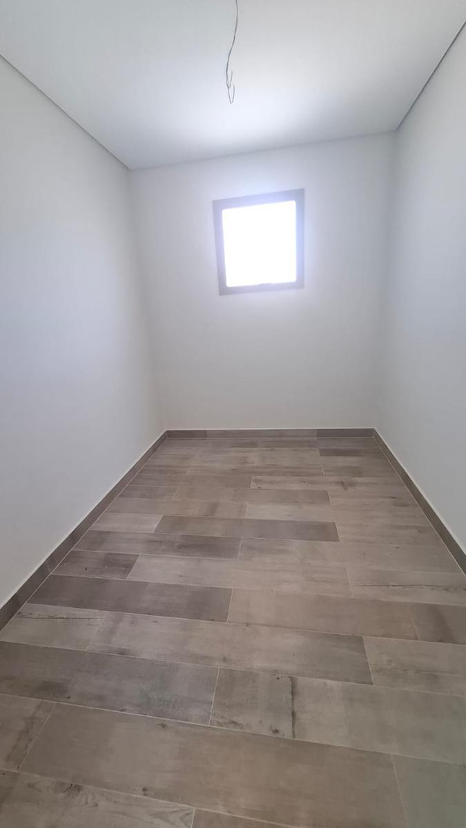 Apartamento, Jaraguá, 4 Quartos, 3 Vagas, 2 Suítes