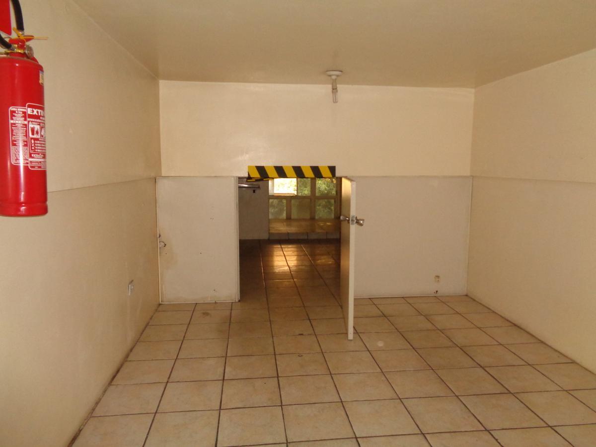 Loja, Centro, 0 Vaga