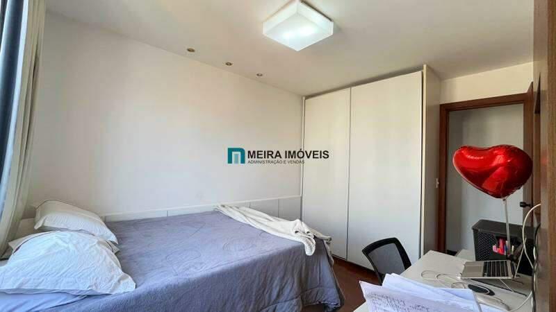Apartamento, Funcionários, 2 Quartos, 2 Vagas, 1 Suíte
