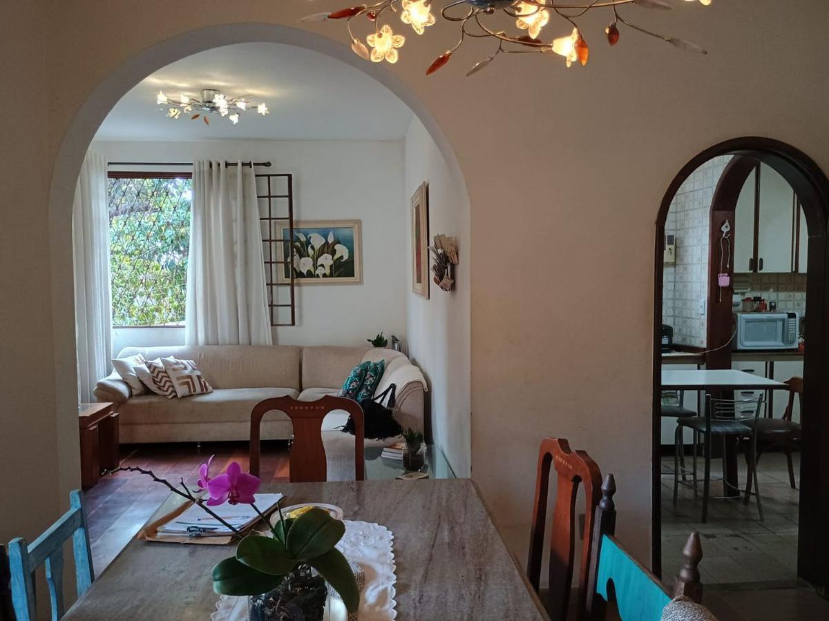 Casa, Cachoeirinha, 4 Quartos, 3 Vagas, 1 Suíte