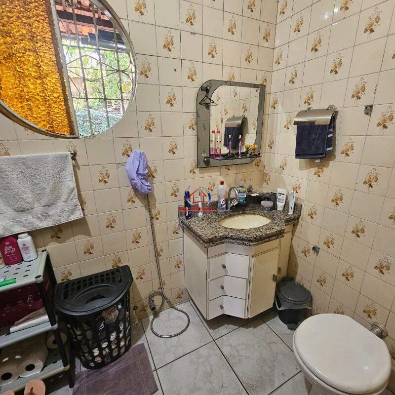 Casa, Braúnas, 4 Quartos, 7 Vagas, 1 Suíte