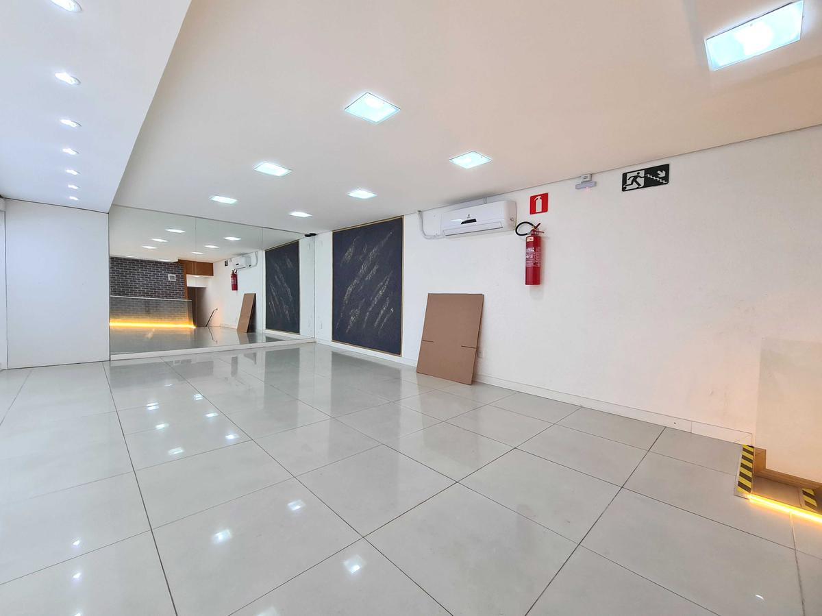Andar, Belvedere, 0 Quarto, 0 Vaga