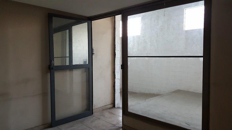 Galpão, São Francisco, 0 Quarto, 0 Vaga