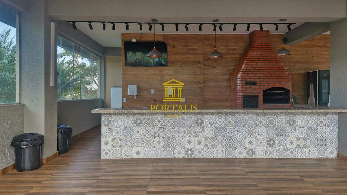 Casa, Cabral, 3 Quartos, 2 Vagas, 1 Suíte