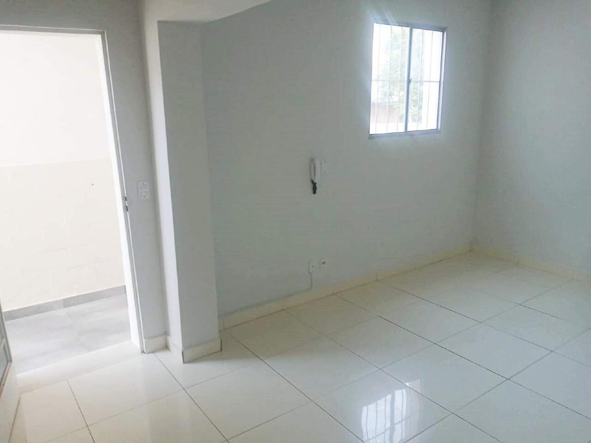 Apartamento, Sagrada Família, 2 Quartos, 0 Vaga