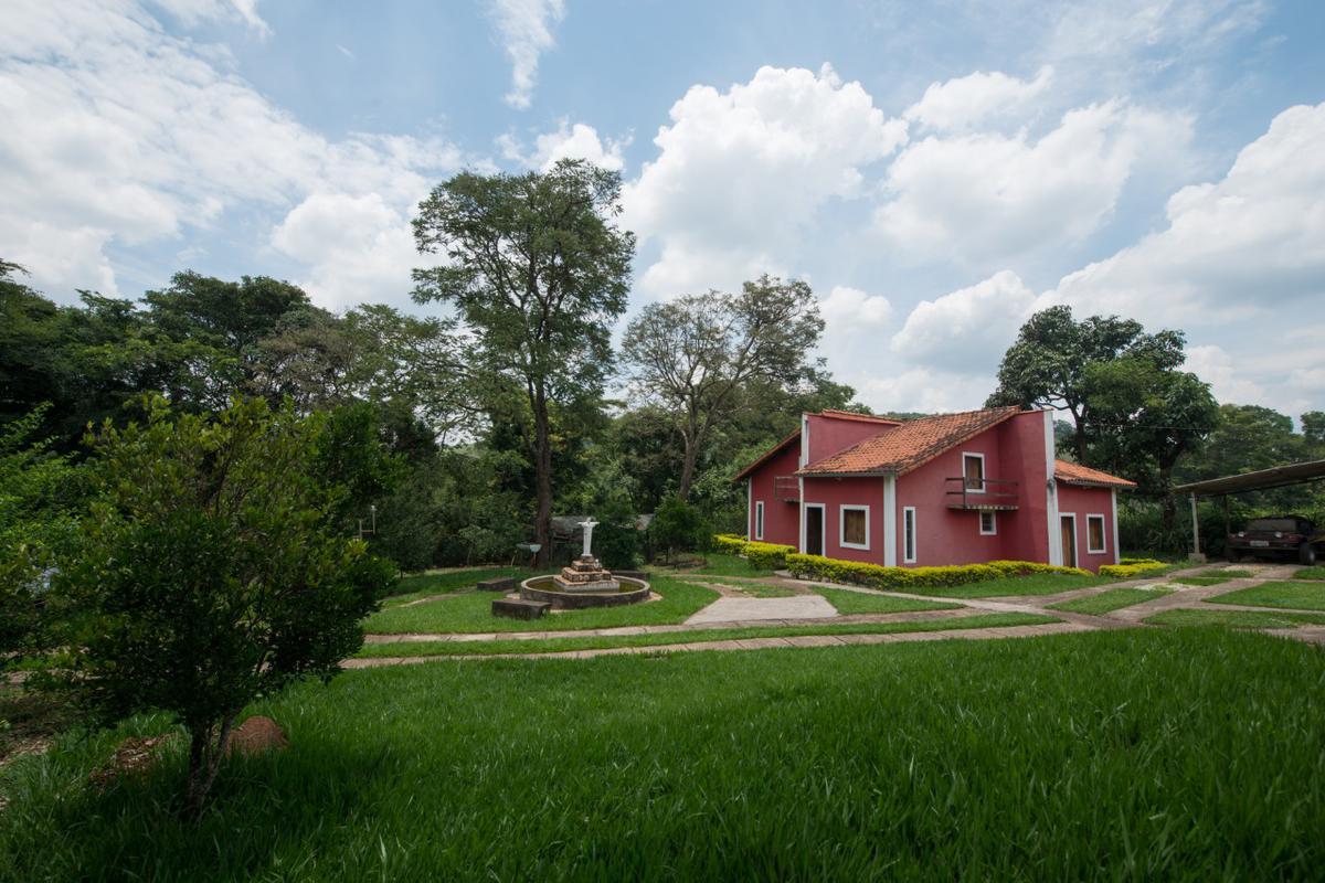 Hotel, Retiro do Chalé, 4 Quartos, 3 Vagas, 2 Suítes