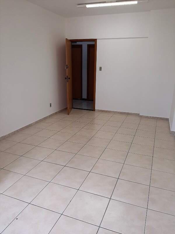 Sala, Estoril, 0 Quarto, 0 Vaga